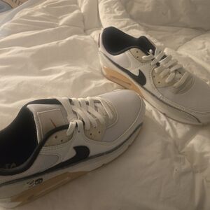 Nike Air Max 90 SE Swoosh Fiber White Running Shoes Mens